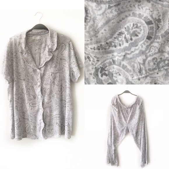 Carol Hochman Other - 🔺SOLD🔺 Carol Hochman Paisley Pyjama Set
